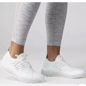 Lane Eight Trainer AD1 - Unisex